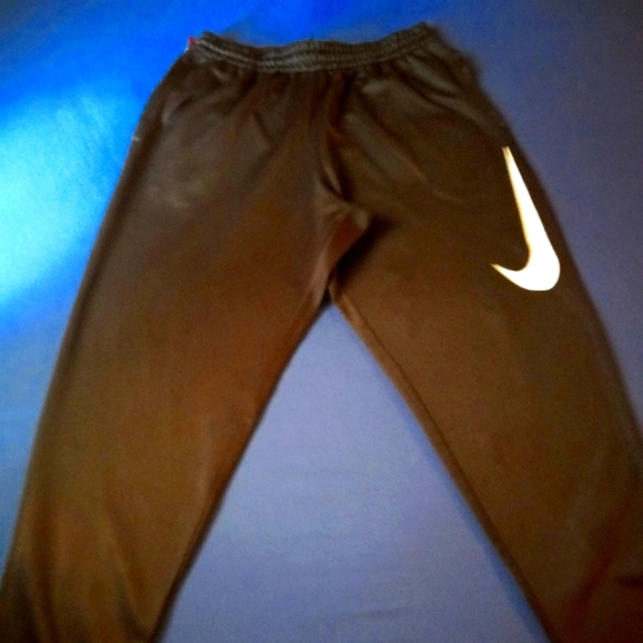 Nike Sweatpants - Picture 2 of 2